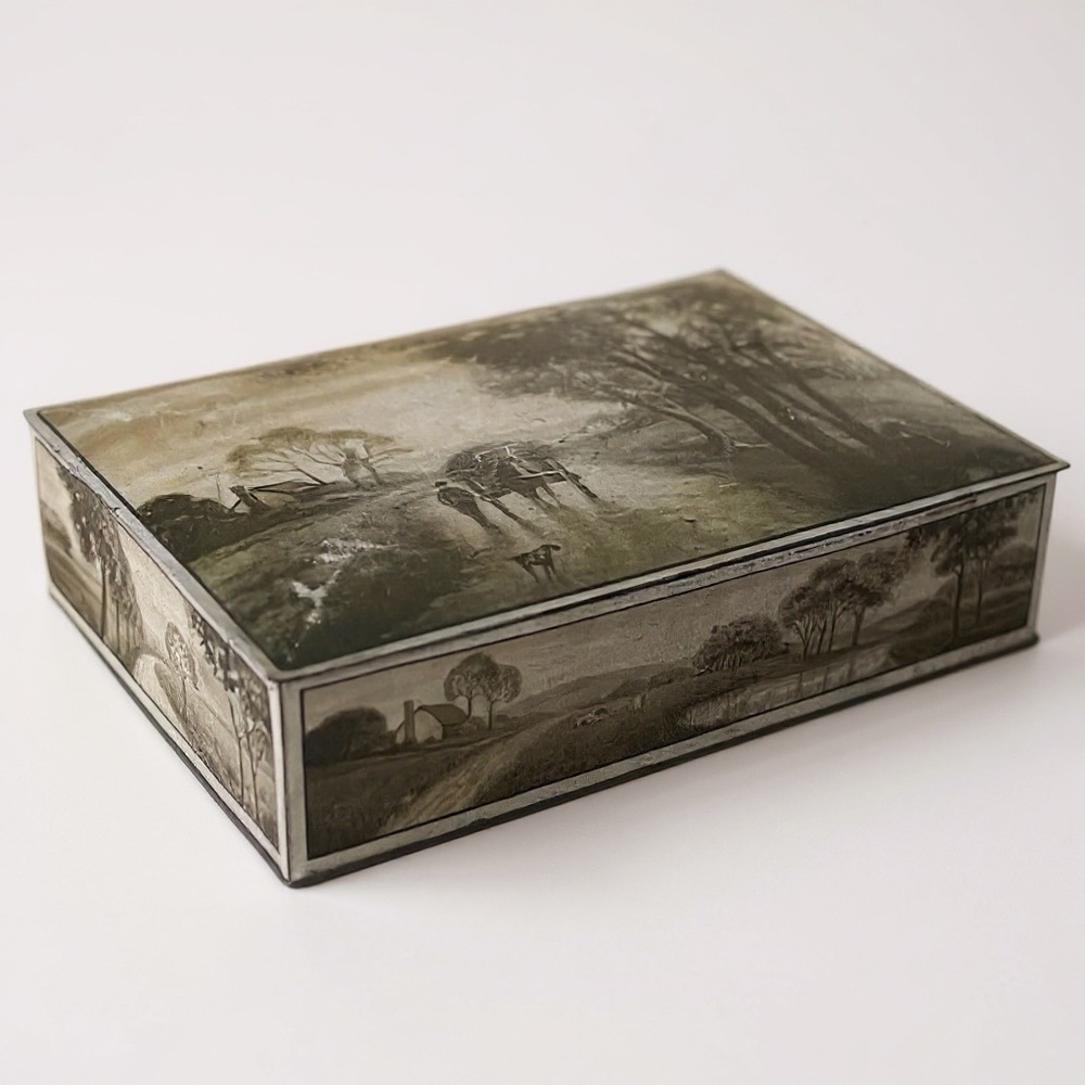 Vintage 1920s Uneeda Biscuit Tin NBC Nabisco Crackers Hinged Large Pastoral Farm